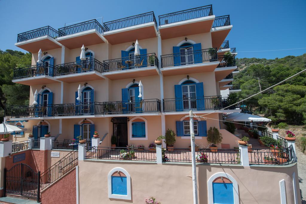 Maria Studios Poros Town Eksteriør billede