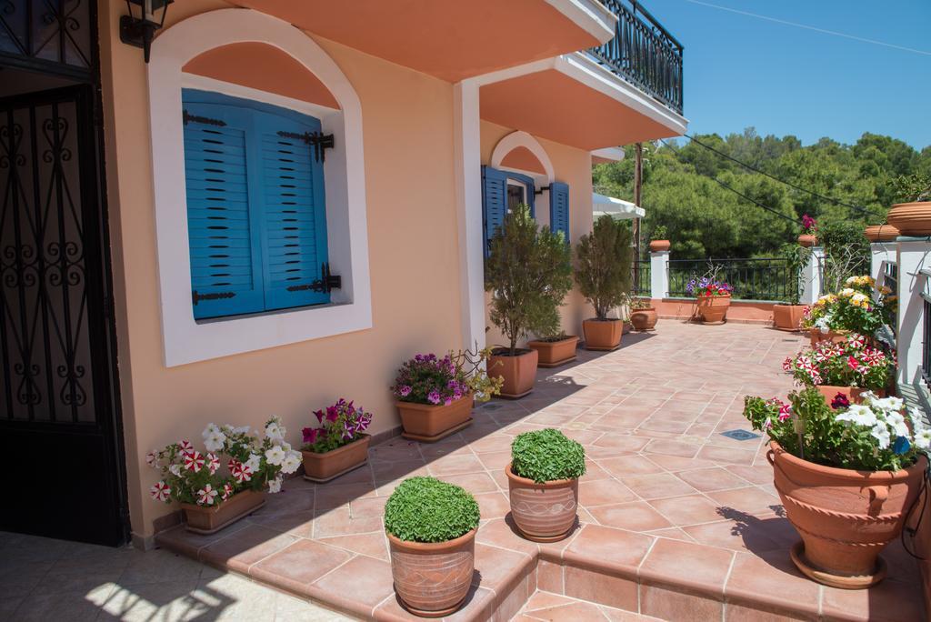 Maria Studios Poros Town Eksteriør billede